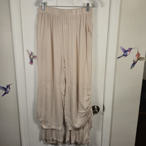 Boutique Pants - Chic 100% Cotton Wide-Leg Cream/Nude Culotte/Pants Size M Bohemian Flowy